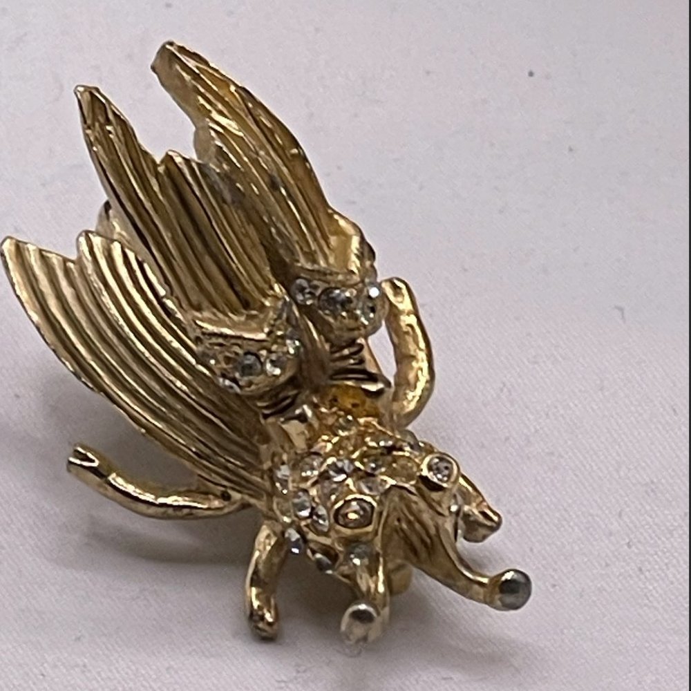 12.3.23.18- RARE***Vintage Hattie Carnegie Trembling Fly Brooch